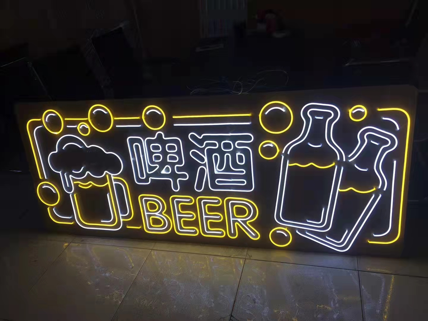 合金發光字