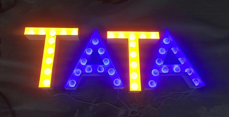 燈泡發光字